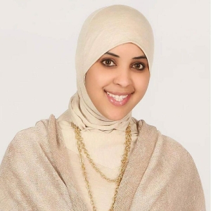 Muna Khalif, fashion designer (Tunni, Rahanweyn Somali). Although cad individuals in Somalia are concentrated in the northern Puntland and Somaliland regions, a number of persons with this fair-skinned phenotype, such as Khalif, can also be found in southern areas