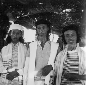 Yemeni Jewish men. Because of their elevated Natufian ancestry, Yemeni Jews are the closest living representation of early Ashkenazi and Sephardic Jews, before the admixture event(s) that occurred between the latter and southern Europeans.